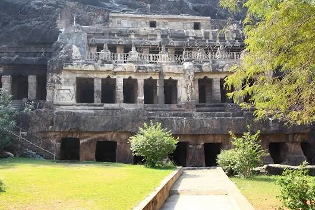 Undavalli Caves
