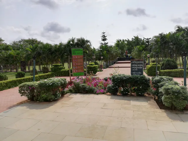 Madhusudan Das Park