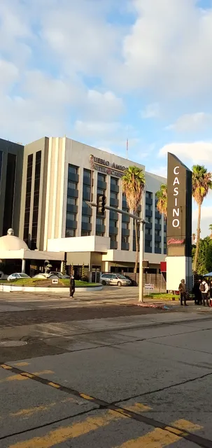 Friendly People Square