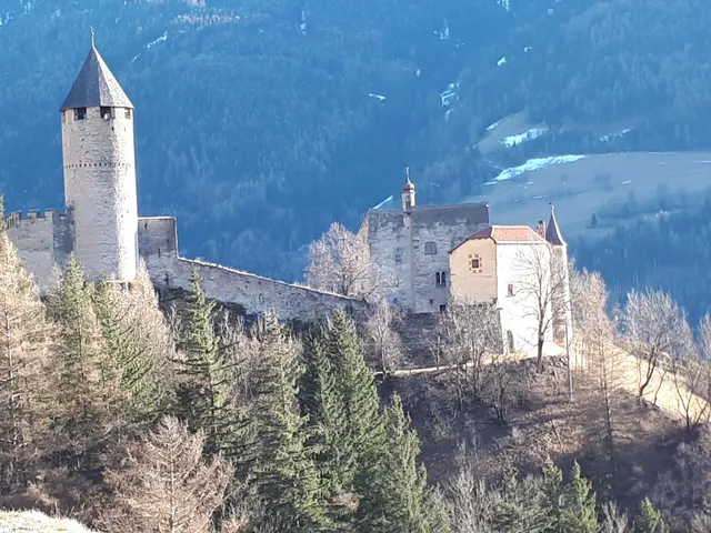 Sprechenstein Castle