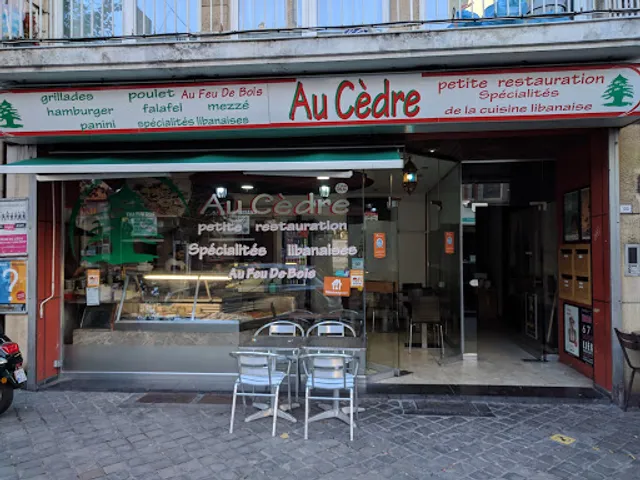 Au Cèdre