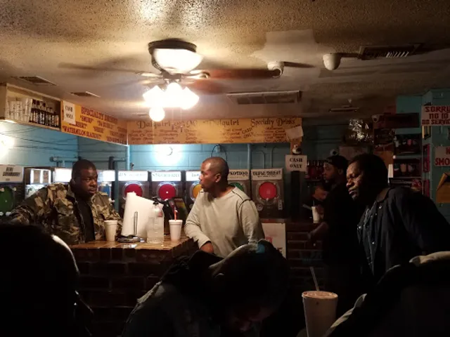 Jazz Daiquiri And Lounge