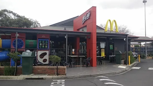 McDonald's Avondale Heights