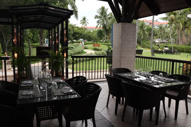 Cowrie Cove at Shangri-La Mactan, Cebu