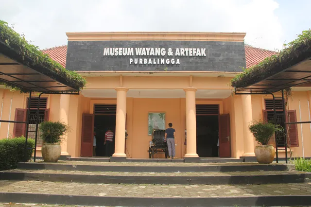 Museum Wayang Dan Artefak Purbalingga