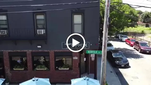 Top Mix Bar & Kitchen