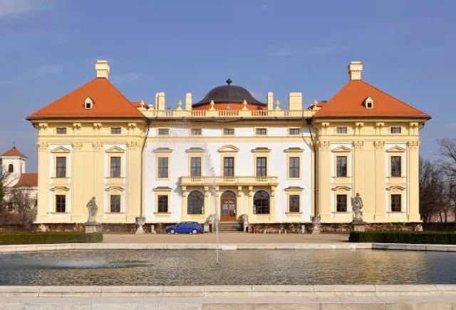 Slavkov Castle