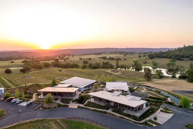 Helwig Vineyards & Winery