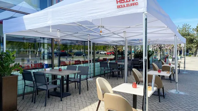 Asian Boulevard - Sushi