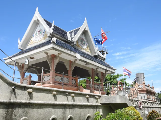Wat Kho Khao (Wat Thepnimit)