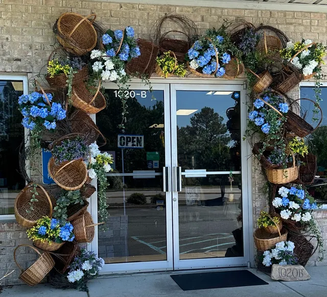 A Lasting Impressions Florist and Gifts, LLC