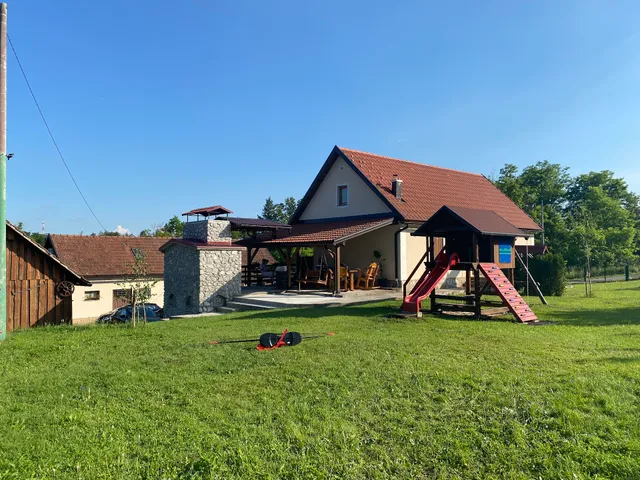 Kuća za odmor "Jelenov gaj"