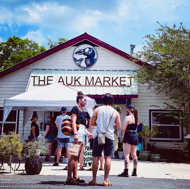 THE AUK MARKET