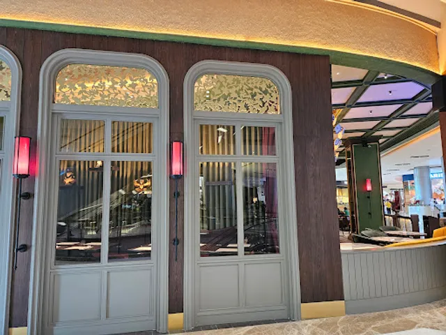 Busaba a Thai Café, PIK Avenue