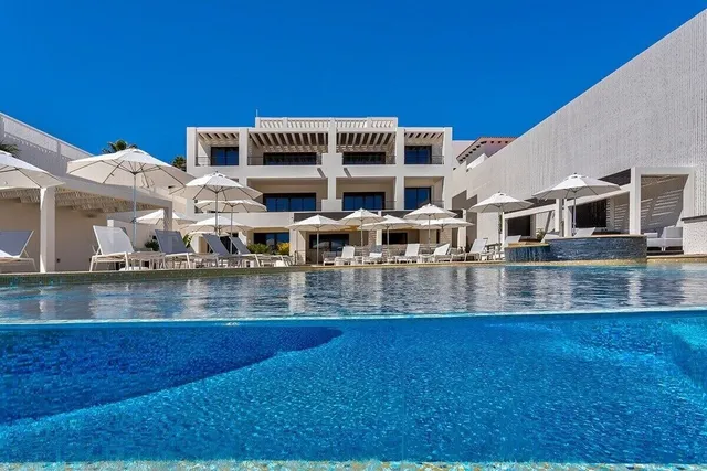 Beachfront Flats Los Cabos