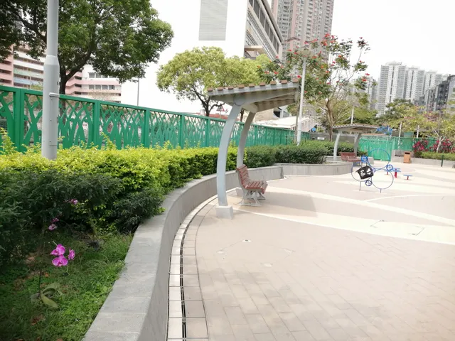 Tin Yip Road Sitting-out Area