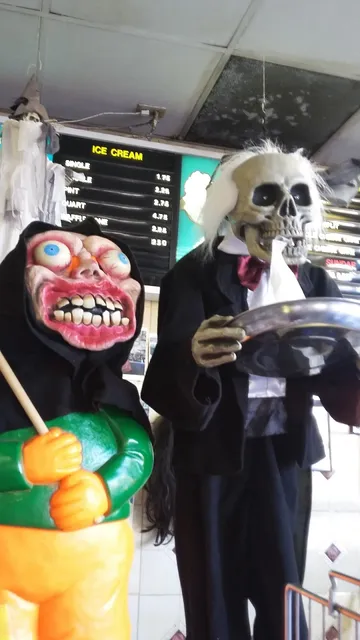 Central Avenue Plaza