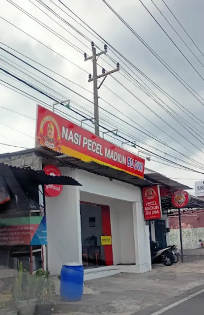 Nasi Pecel Bu Dwi Asli Madiun