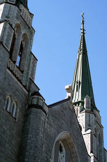 Basilique-Cathédrale Sainte-Cécile de Valleyfield