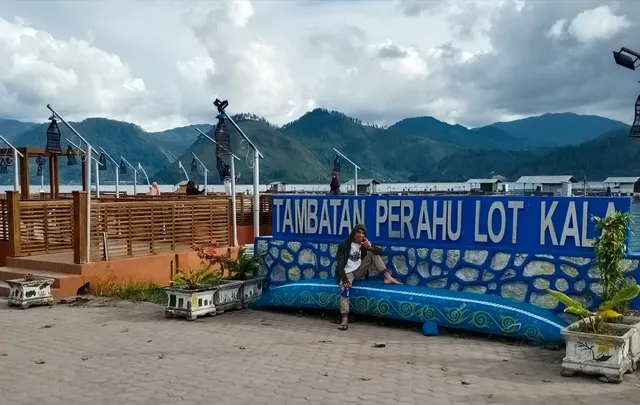 Tambatan Perahu Lot Kala