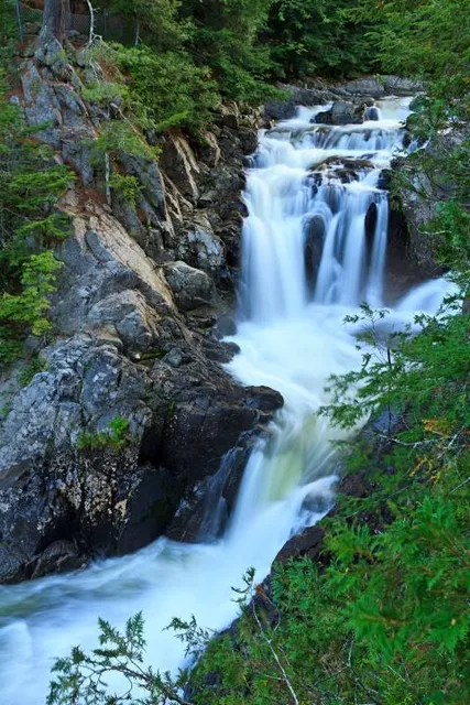 Split Rock Falls