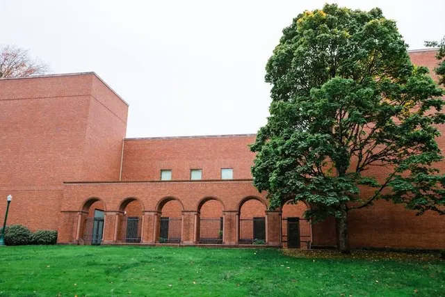 Jordan Schnitzer Museum of Art