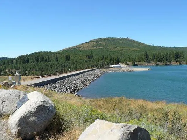Boca Reservoir