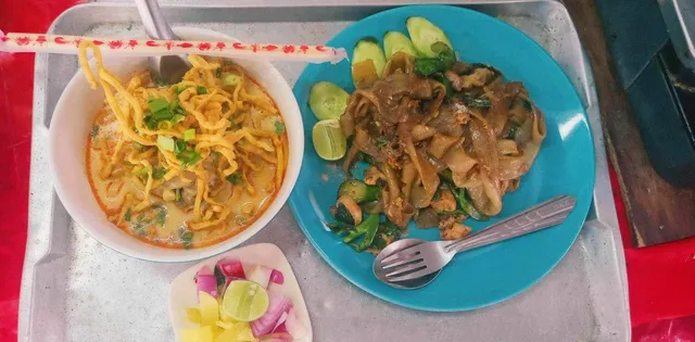 ร้านข้าวซอยดอยสุเทพ