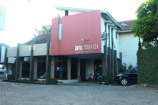 Hotel Tiara Rex Garut