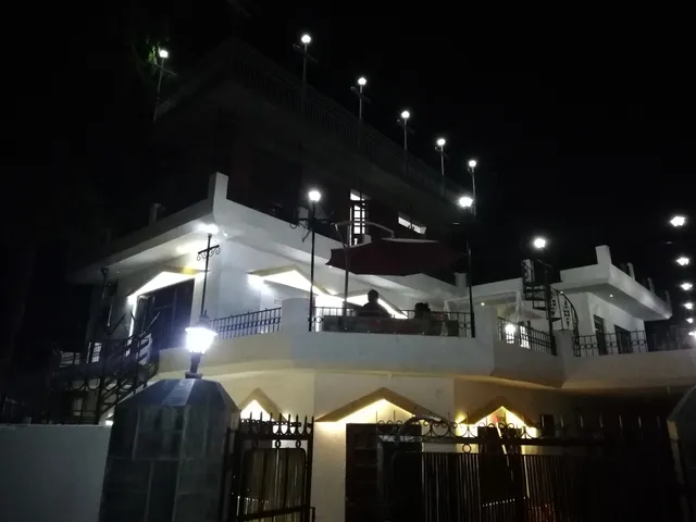 Peace N Pines (Banikhet Dalhousie)