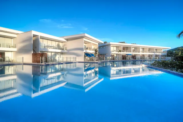 Pool Resort Port Douglas