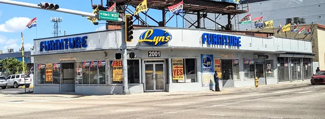 Lyn's Furniture & Mattress Miami