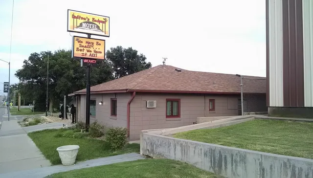 Dalton's Bedpost Motel