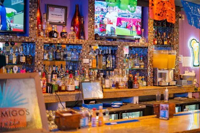 Cinco Mexican Grill and Bar