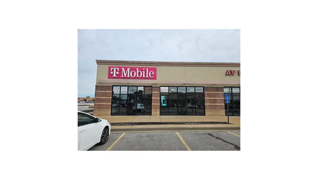 T-Mobile Authorized Retailer