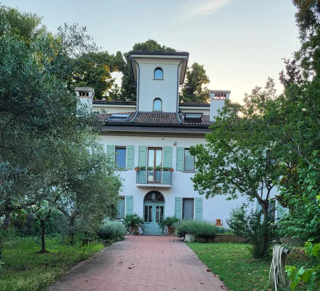 Al Melograno - Room & Breakfast