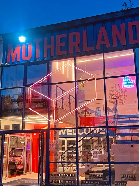 Brique House - Motherland