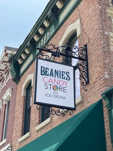 Beanie’s Candy Store (Ice Cream and Popcorn)