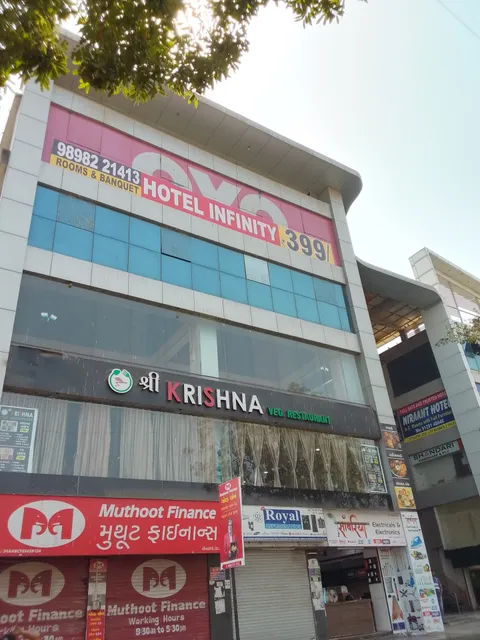 Infinity Rooms & Banquet