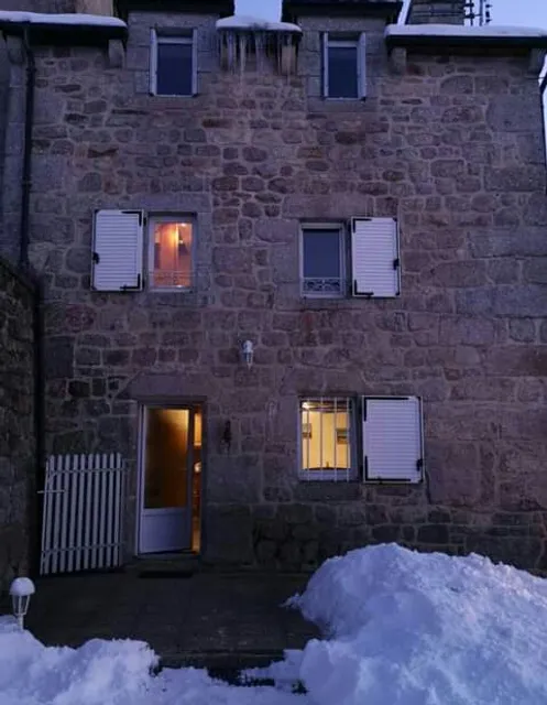 GITE LES DUCS CROZAT Joseph