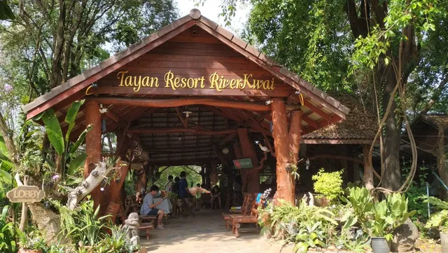 Tayan Resort & spa