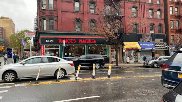 Famous Famiglia Pizzeria