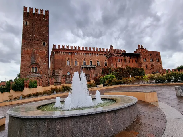 Castello di Carimate