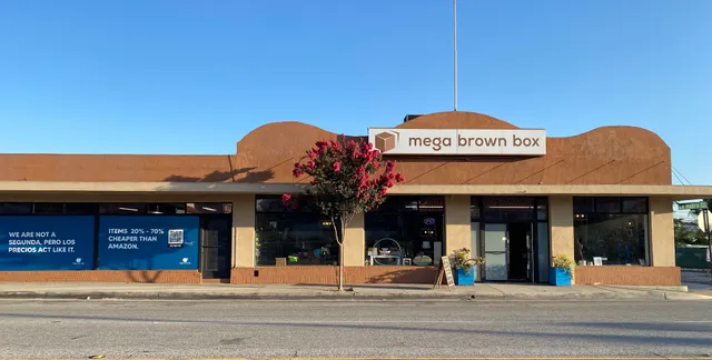 Mega Brown Box
