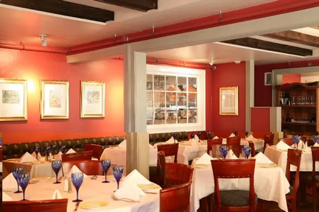 Antica Posta Tuscan Restaurant & Bar