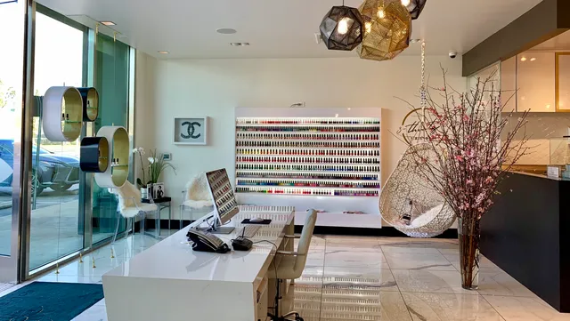 3 Thirty 3 Nail Bar - Costa Mesa