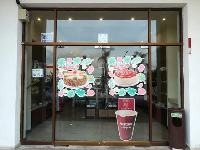 Tere Cazola - Village