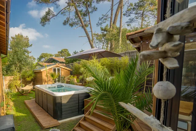 Wood'n Sea Surf Lodge