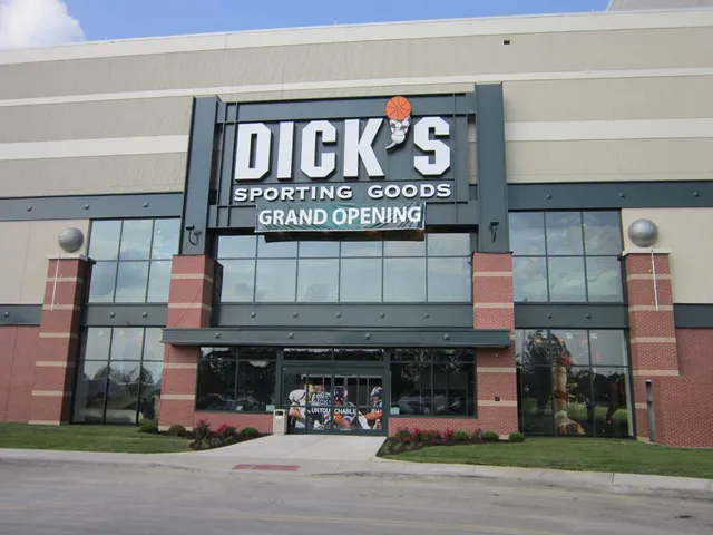 DICK'S Sporting Goods