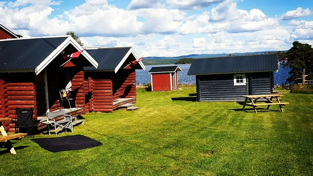 Rötvikens Camping, stugby och lägenhetsuthyrning